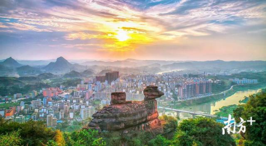 金鸡岭