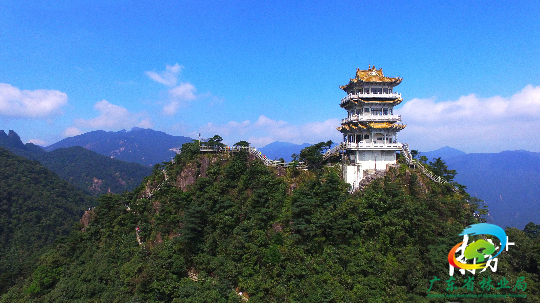 南岭山脉。摄影 钟华